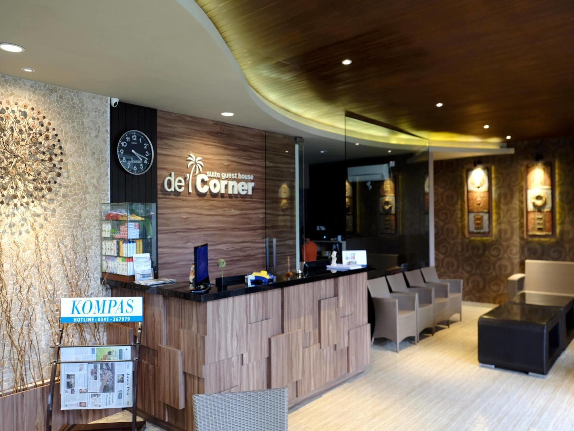 De'Corner Guest House Malang Exterior foto